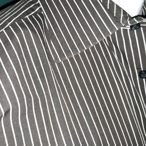 Billy London cotton shirt. 16 by 34/35